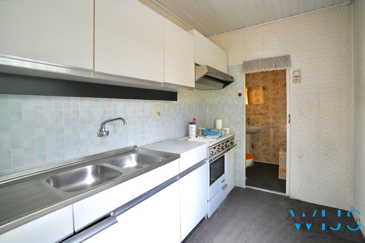 Te renoveren woonhuis met landelijke ligging te Assenede ! 