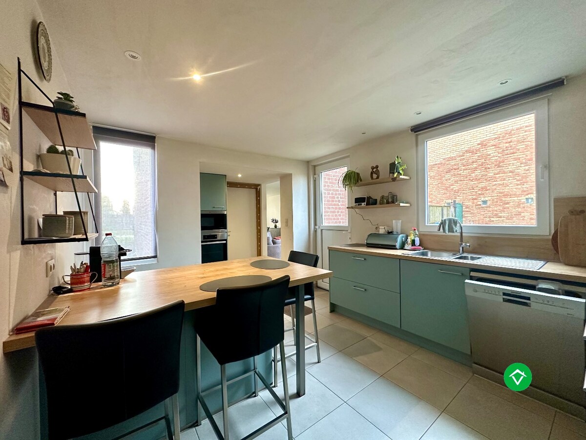 Instapklare open bebouwing op ruim perceel (1.426 m²) in rustige straat 