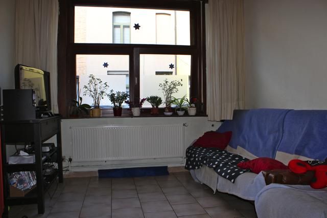 Zonnige woning met leuke tuin vlakbij Ledebergplein 