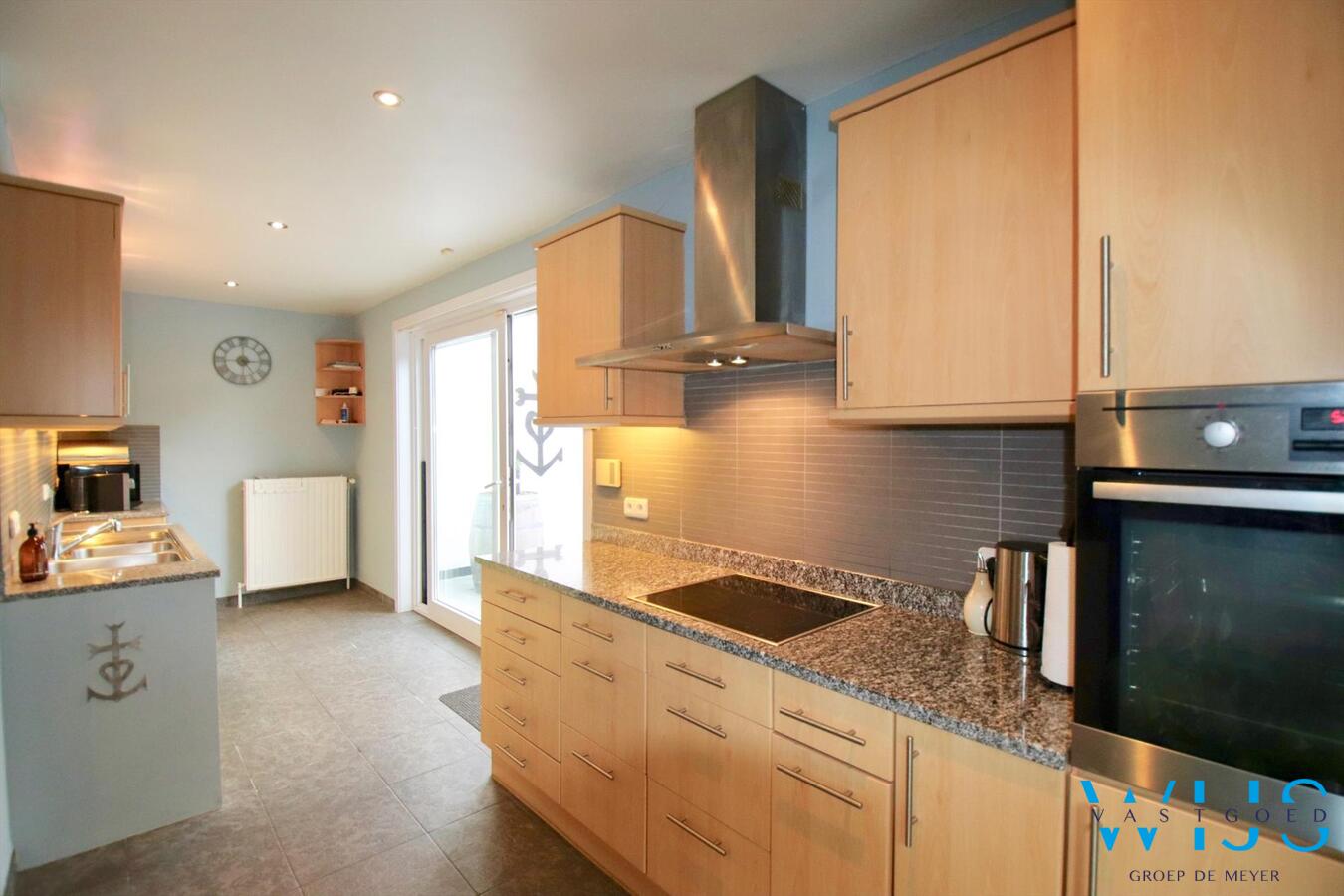 Instapklaar karaktervol woonhuis op een TOPlocatie in Eeklo ! 