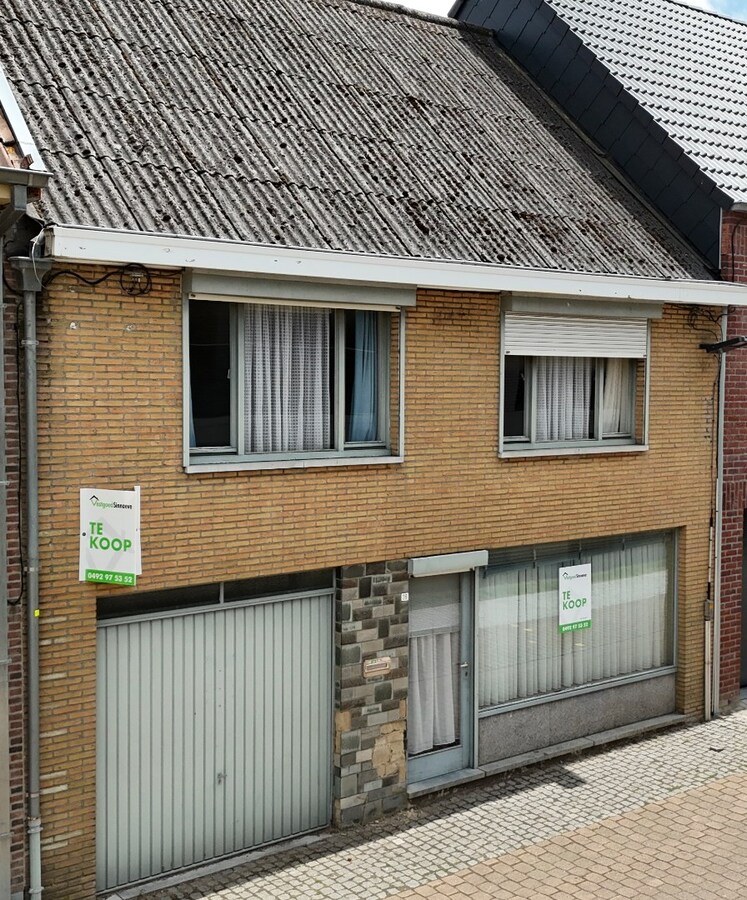 Ruime woning met 5 slaapkamers, tuin en garage in Wingene 
