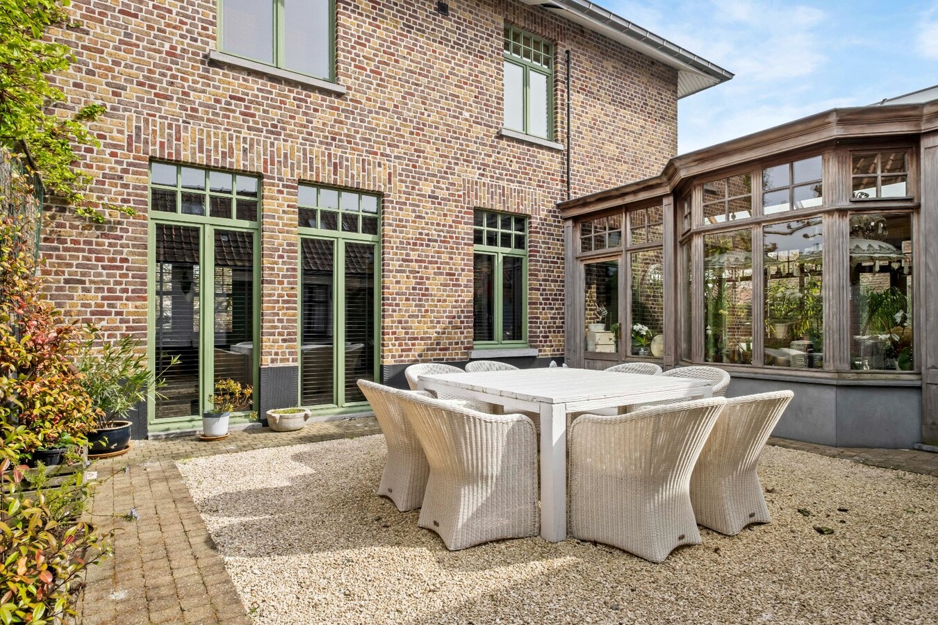 Exclusieve villa met buitenzwembad en privéwelness te Waregem ! 