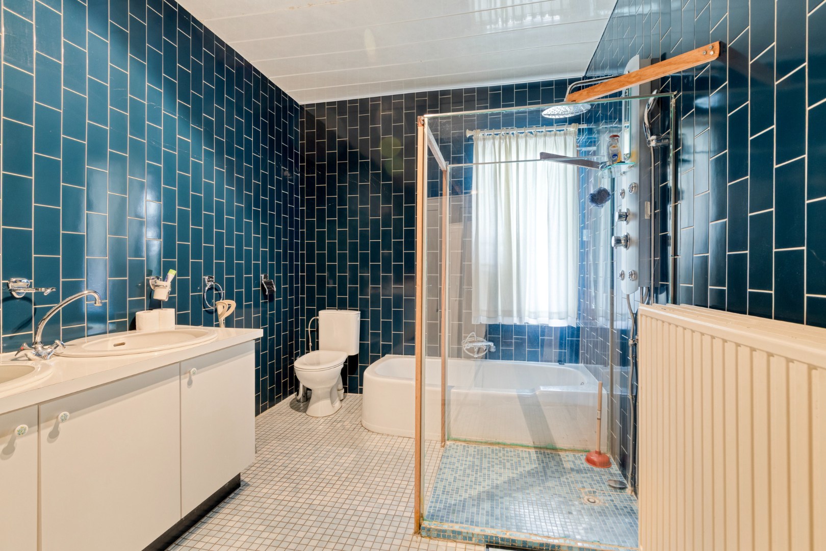 Ruime gezinswoning met 4 slpk. op een perceel van 3.206 m² in Geel 