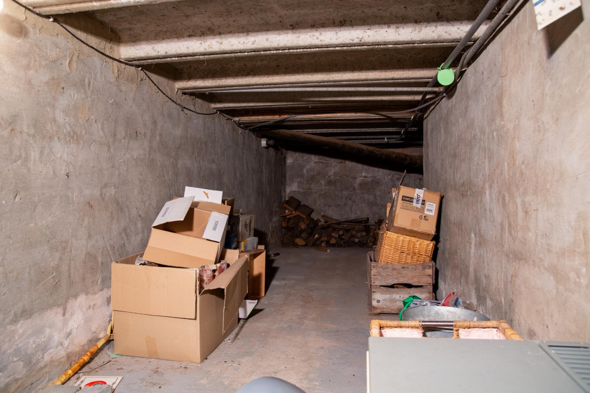 Gerenoveerde woning met 4 slpks én zonnepanelen (met stroomcertificaten!) rustig gelegen te Maldegem 