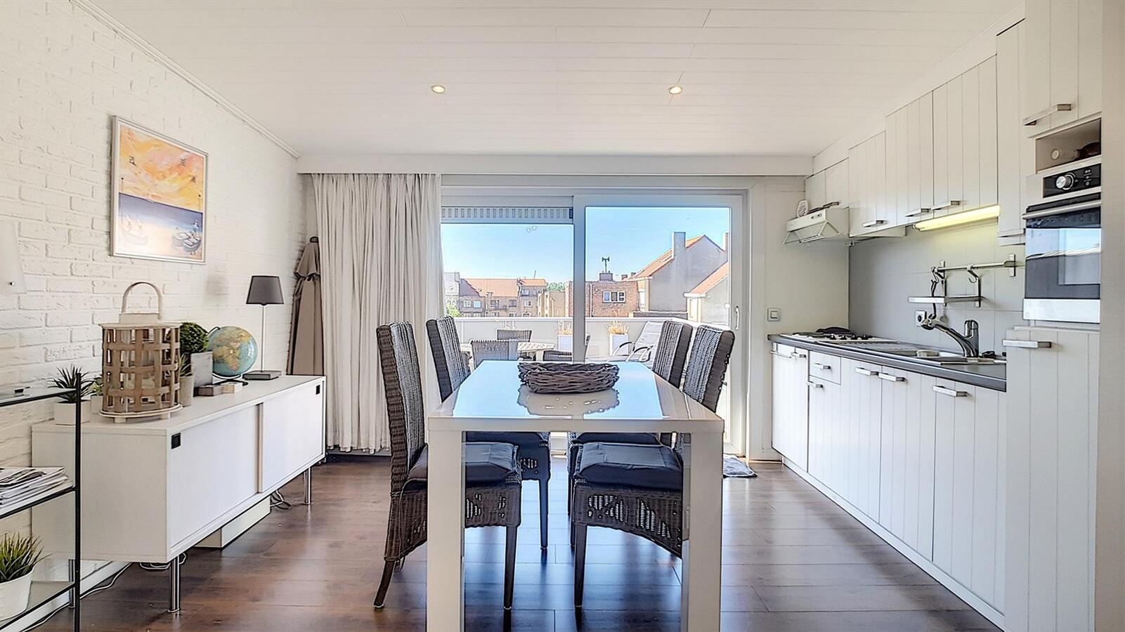 Leuke studio met groot zonneterras vlakbij het strand  - Heist 