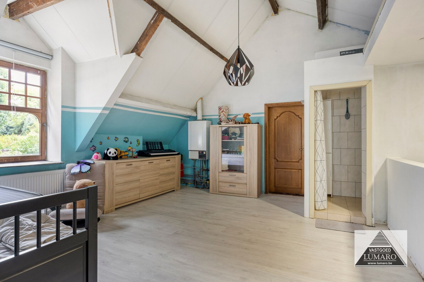 As-centrum: 2 op te knappen woningen met royale tuin 