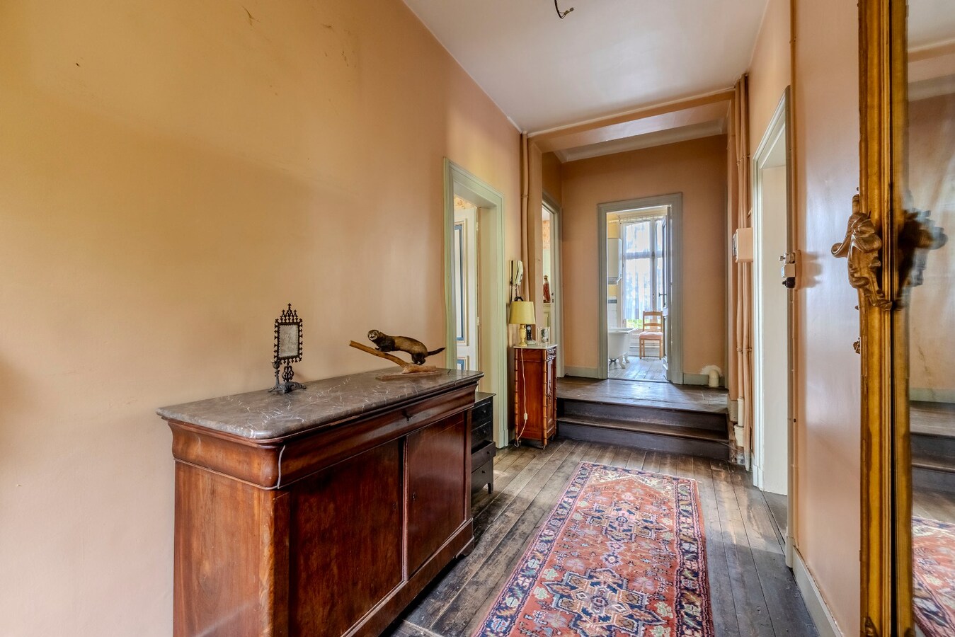 Charmant landhuis in een parkdomein van 7065m² 
