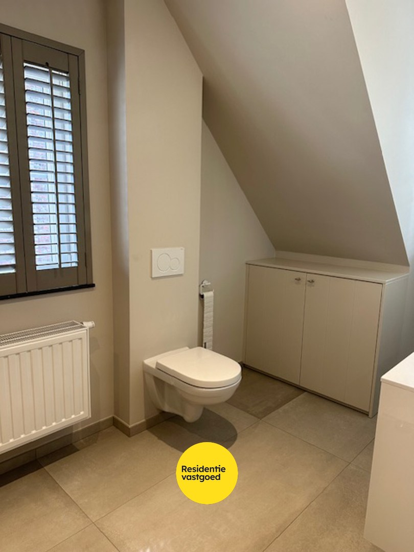 Open bebouwing met 3 slaapkamers en garage in Oudenburg 