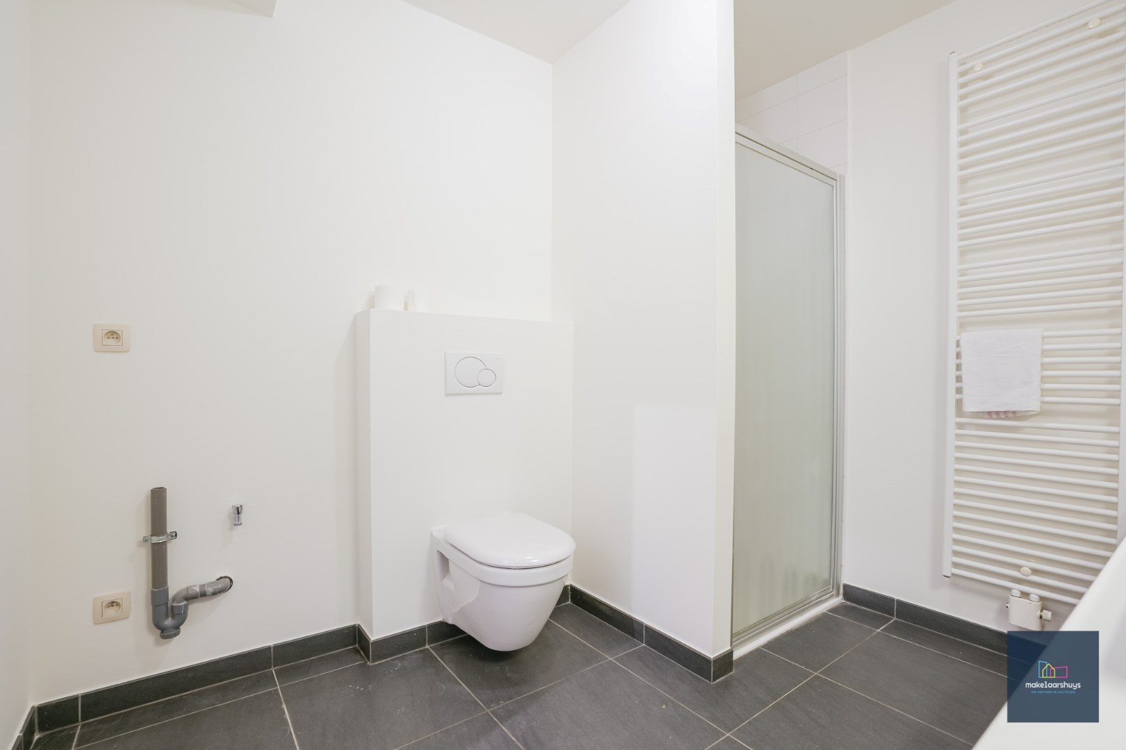 2 slp. app met terras te Mariakerke 