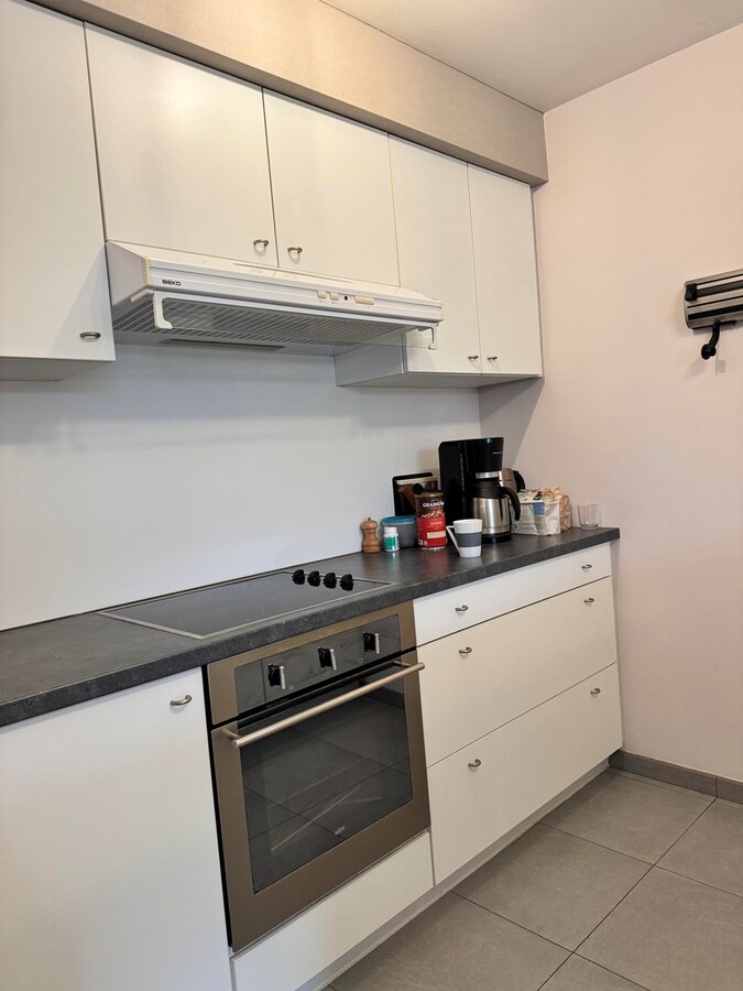 Instapklaar appartement met 2 slaapkamers en garage te Torhout 