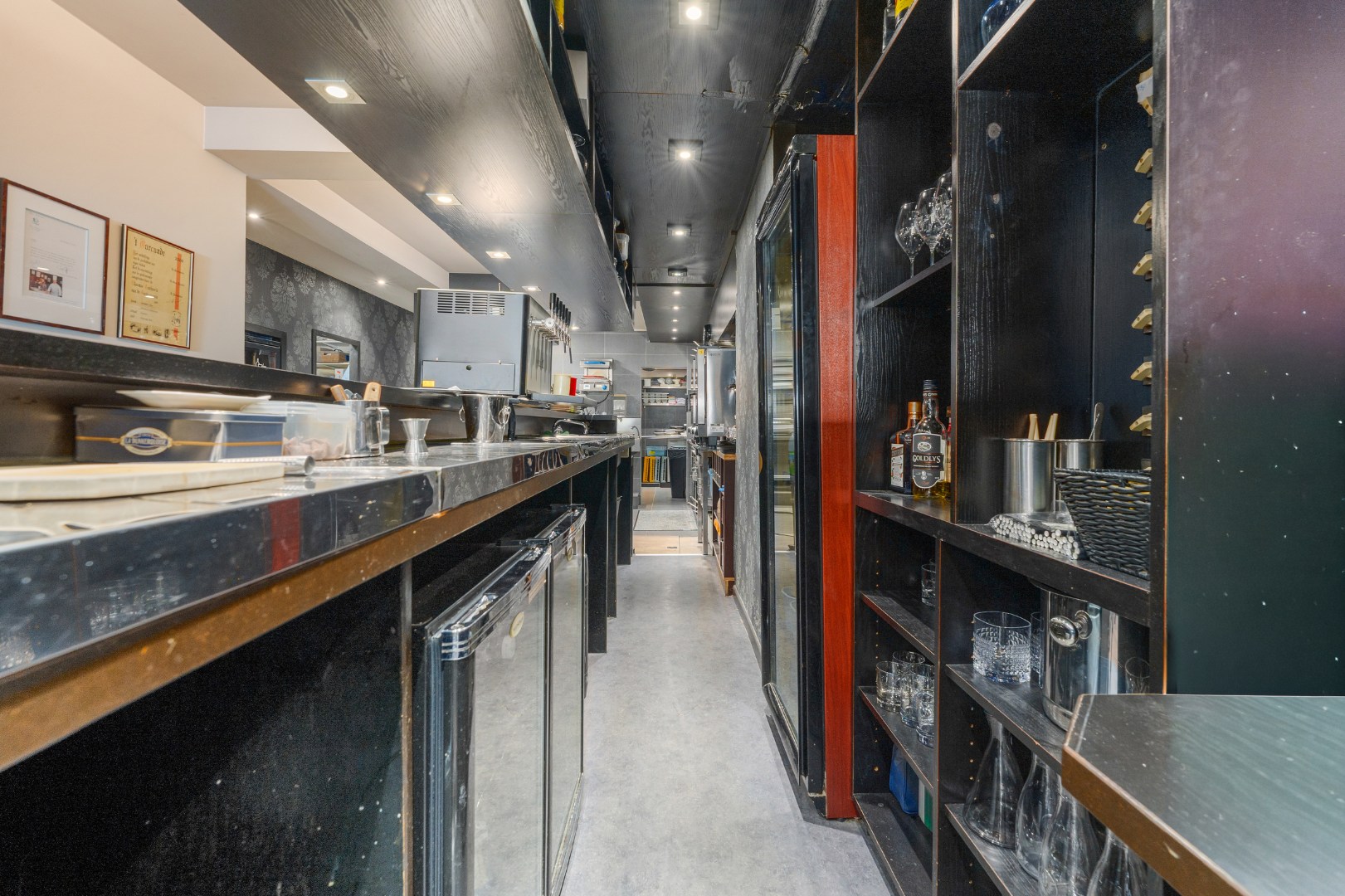 HANDELSPAND OP ZEEDIJK 