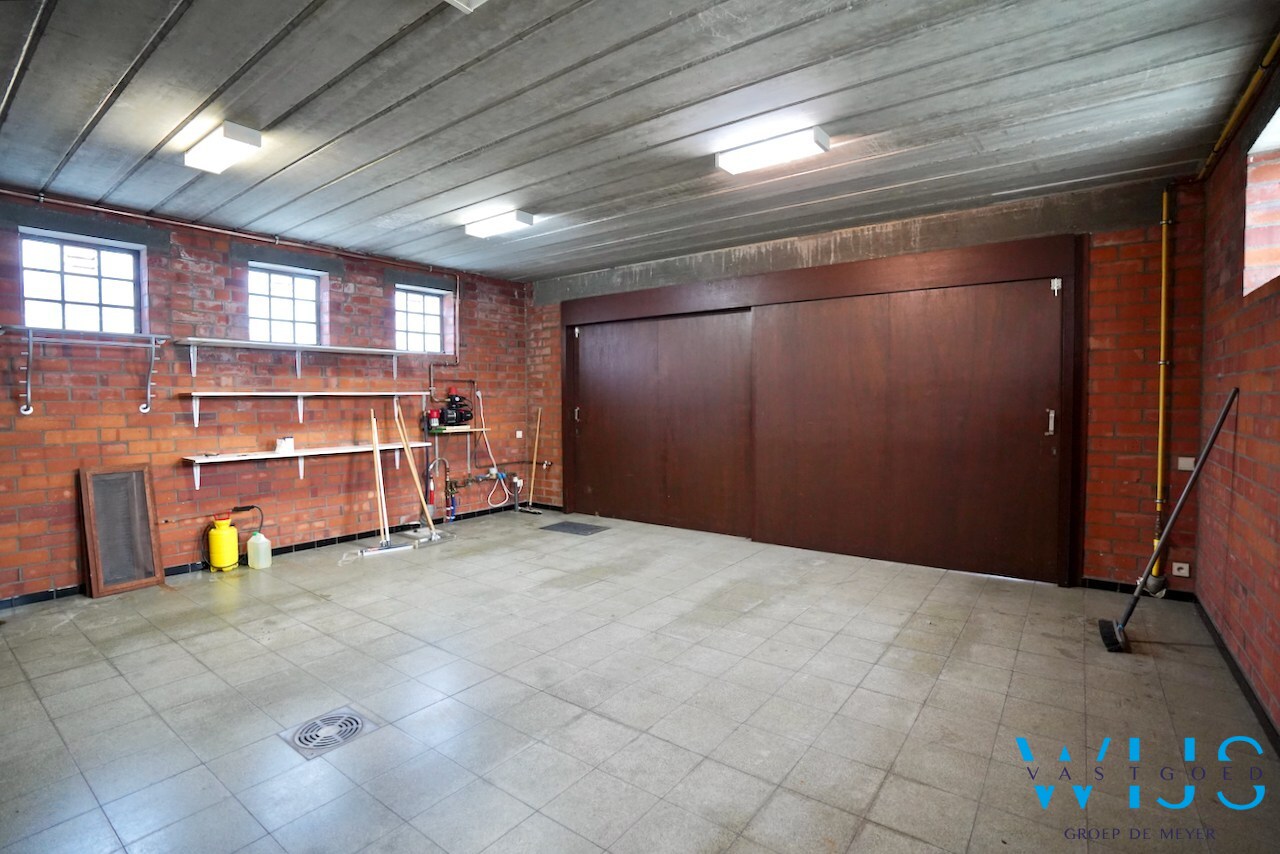 WIJS woonhuis op ideaal perceel van 738m² te Rieme ! 