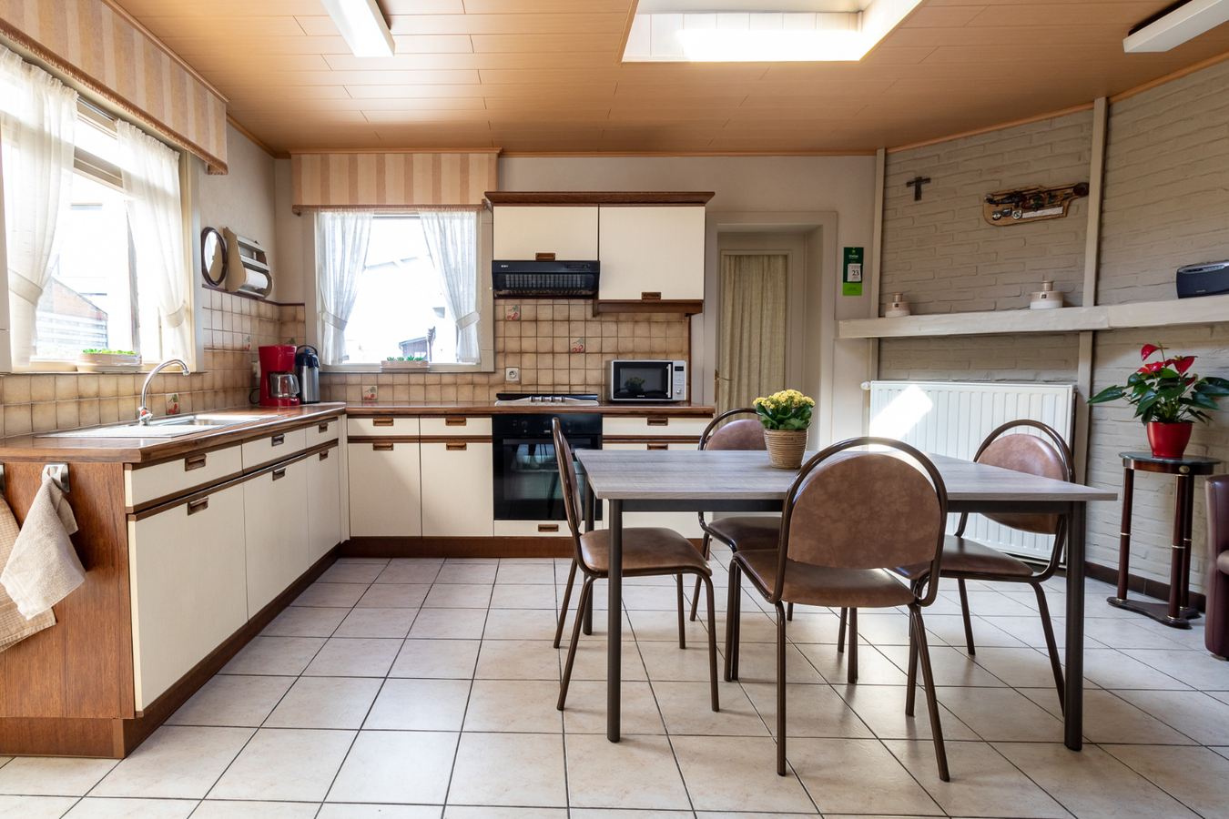 Gezinswoning met mogelijkheid tot 4 slaapkamers vlakbij centrum Koekelare 