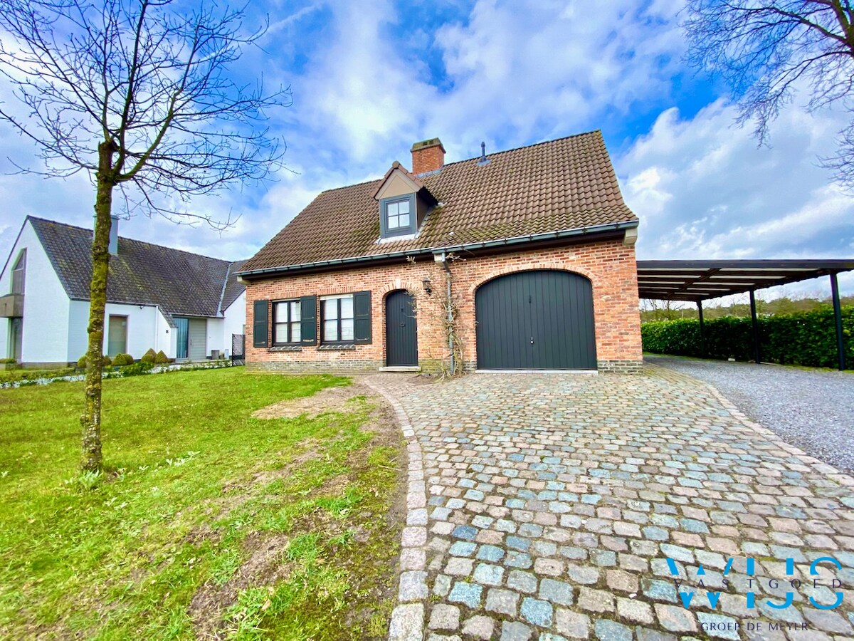 Landelijk gelegen woonhuis op 902m² te ERTVELDE ! 