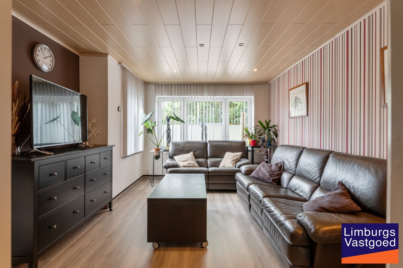 Centraal gelegen woning, 3 slpk, 181 m² bewoonbare oppervlakte, 3a 17ca 
