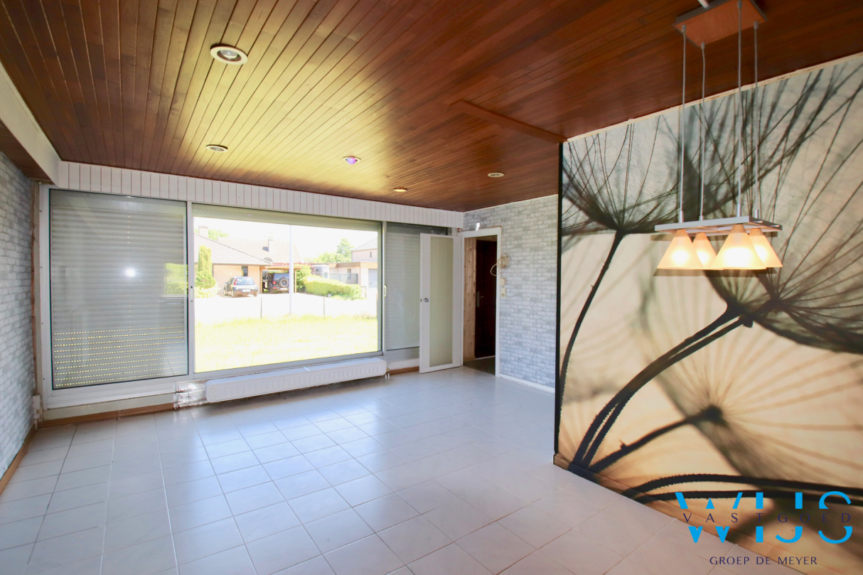 Te renoveren woonhuis / bouwgrond te Lovendegem ! 