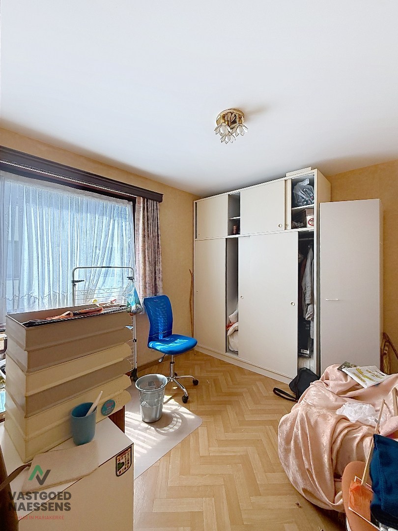 APPARTEMENT À RÉNOVER DE 3 CHAMBRES - TERRASSE ENSOLEILLÉE - QUARTIER RÉSIDENTIEL CALME 