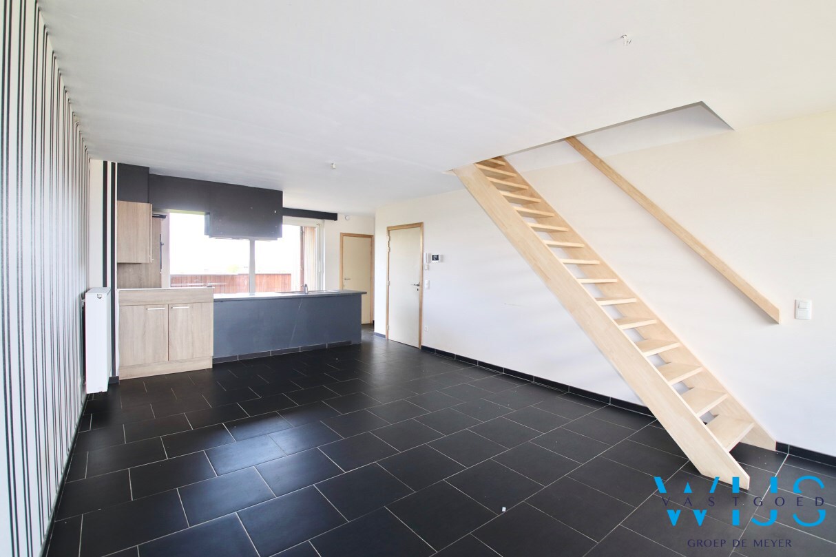 Tweeslaapkamer appartement met terras &amp; garage te BASSEVELDE! 