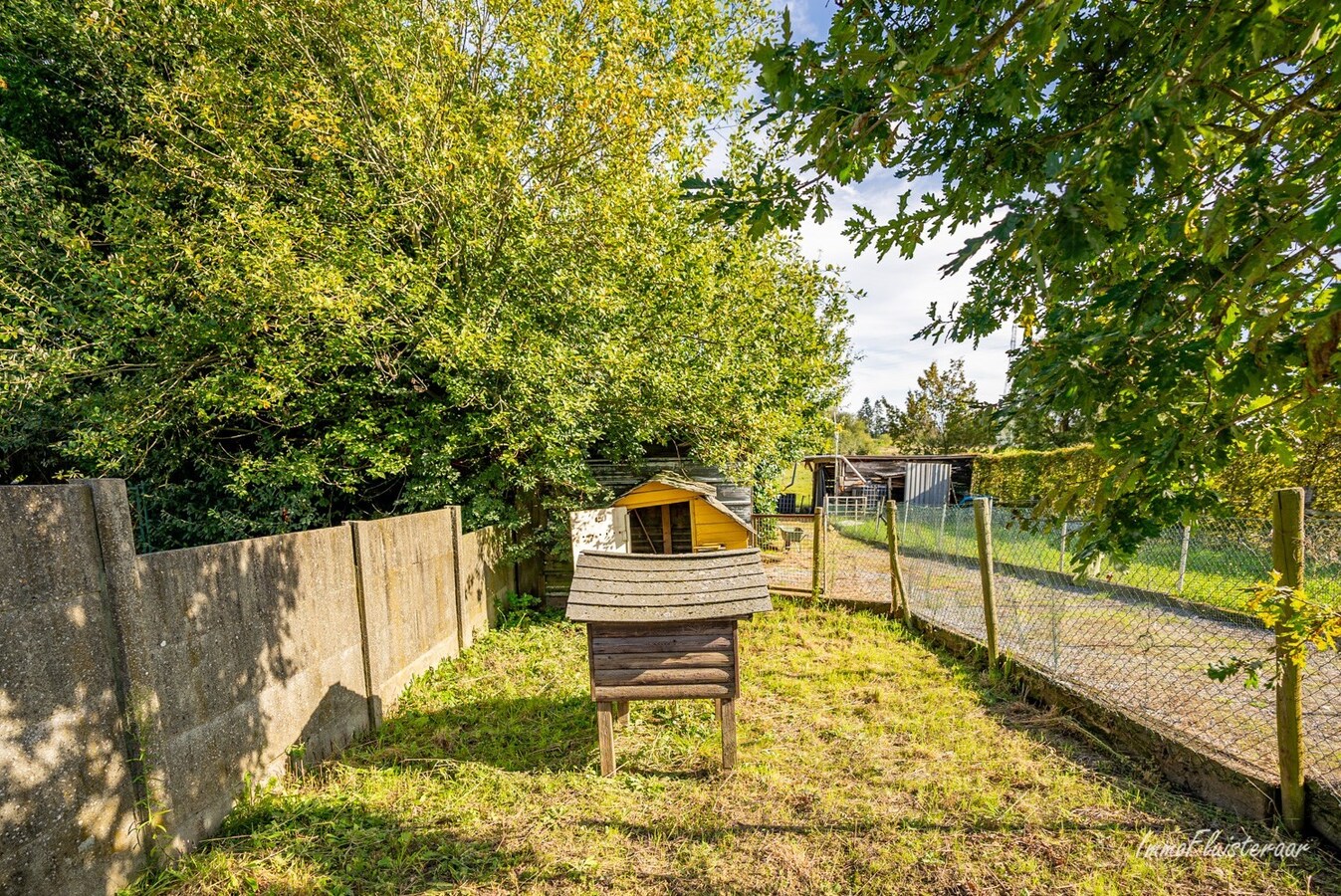 Charmante tweegezinswoning met paardenstallen op ca. 20 are in Bilzen 