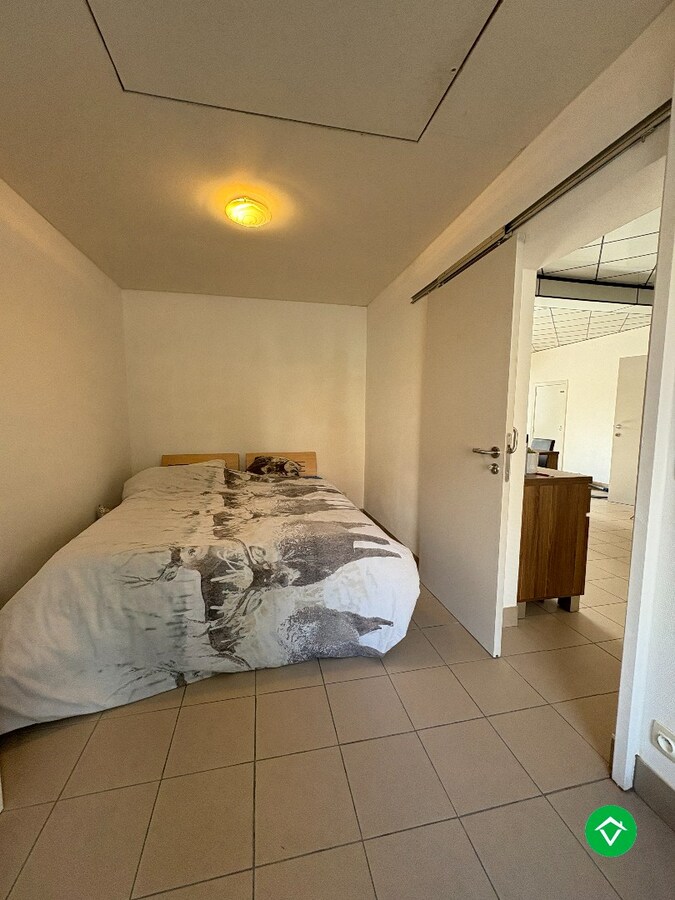 Halfopen bebouwing in Oudenburg (Ettelgem) met 4 slaapkamers en tuin 