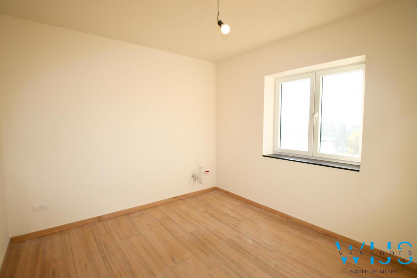 Duplexappartement met 4 slaapkamers &amp; zonneterras te Ertvelde! 