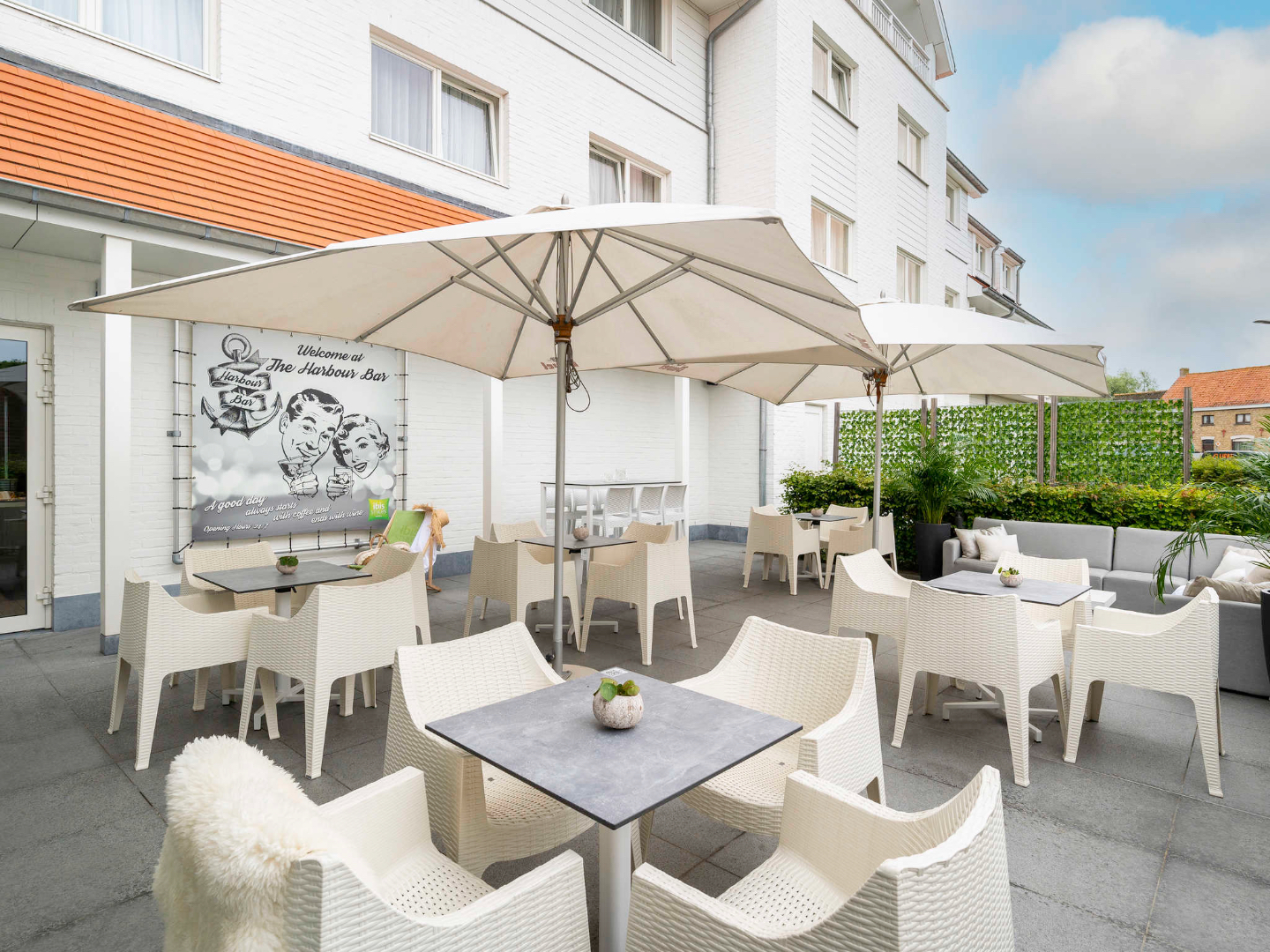 Modern hotel met binnenzwembad in Nieuwpoort! 