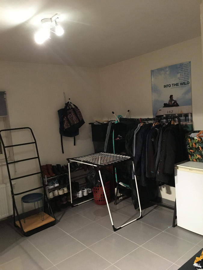 Ruim 2 slaapkamer appartement mét garage 