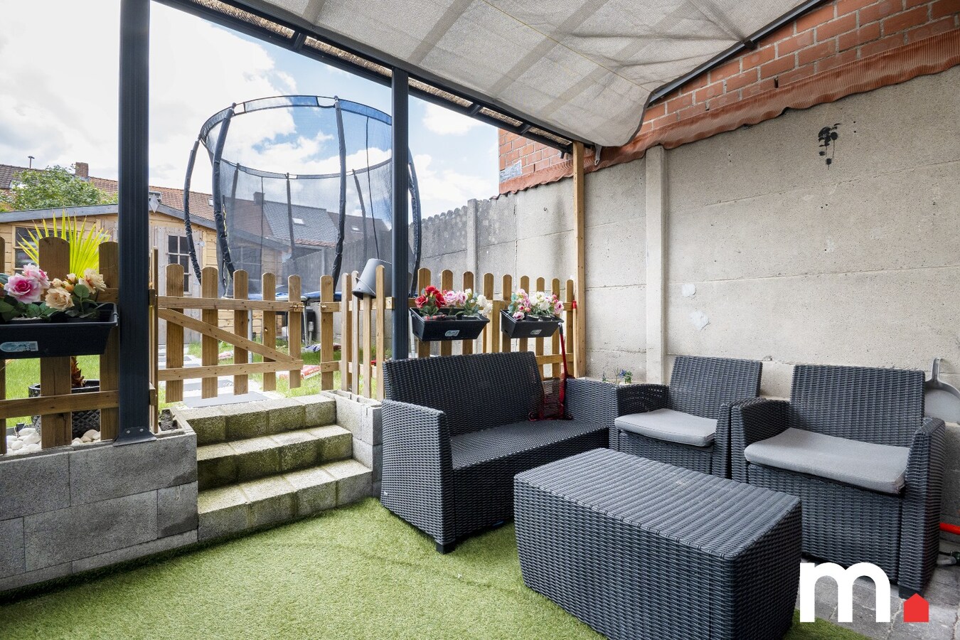 Top gerenoveerde rijwoning Roeselare ! 