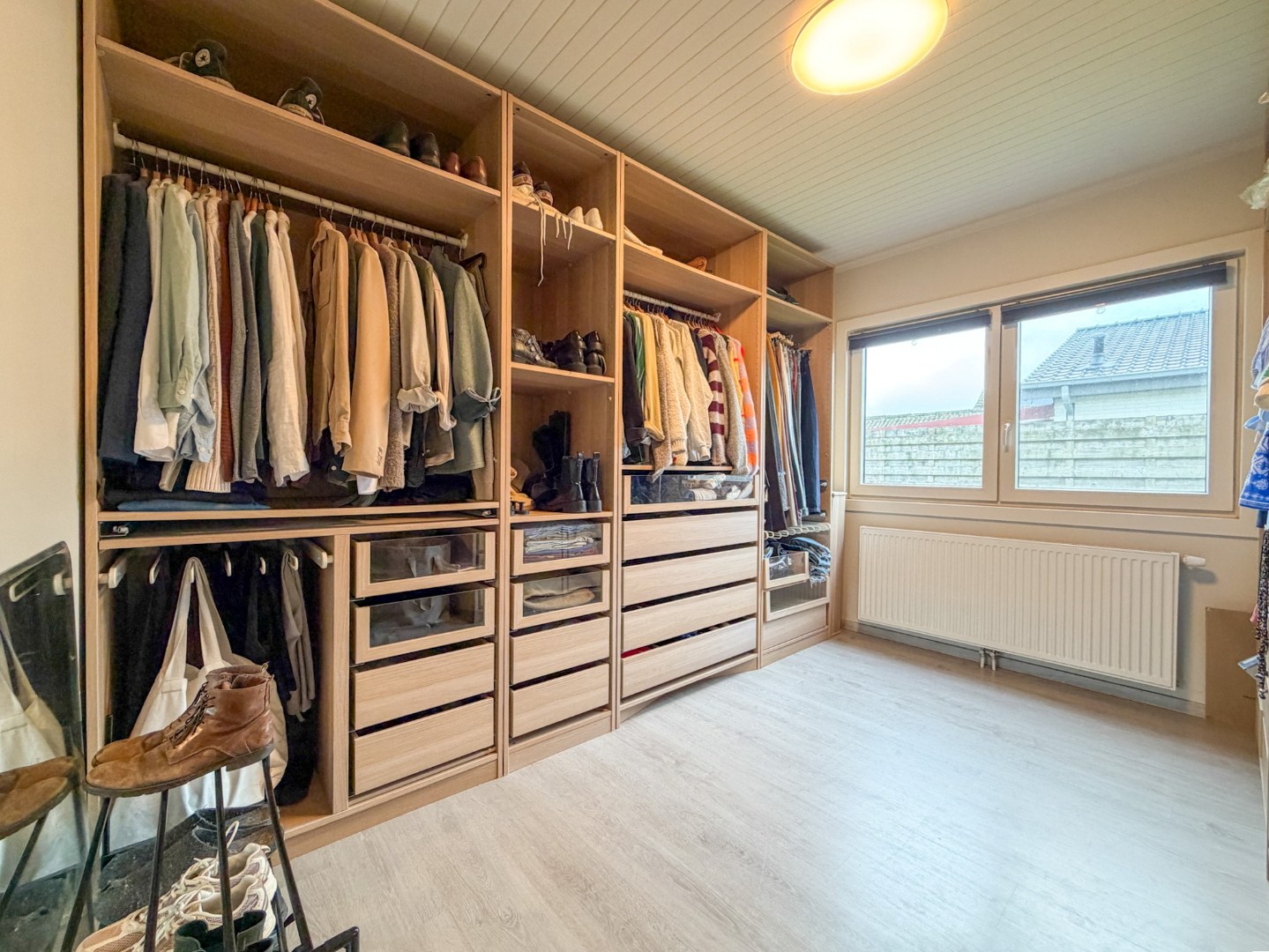 Toffe instapklare woning, 3 slpk, garage, tuin, gunstige gelegen in Gistel 