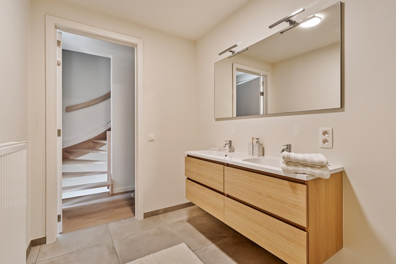 Grote instapklare woning met 3 tot 5 slaapkamers 