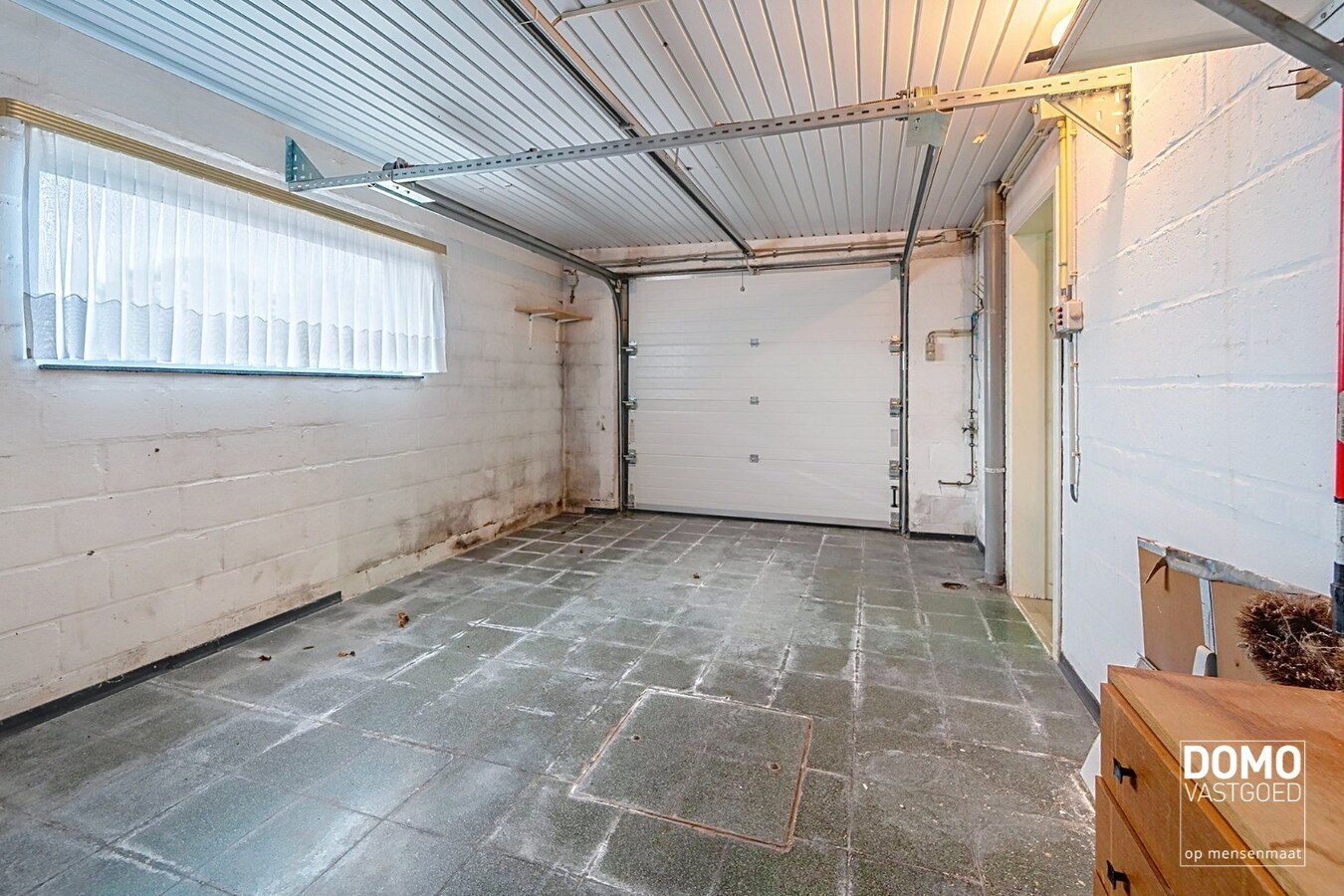 Ruime woning met weiland te koop te Alken 