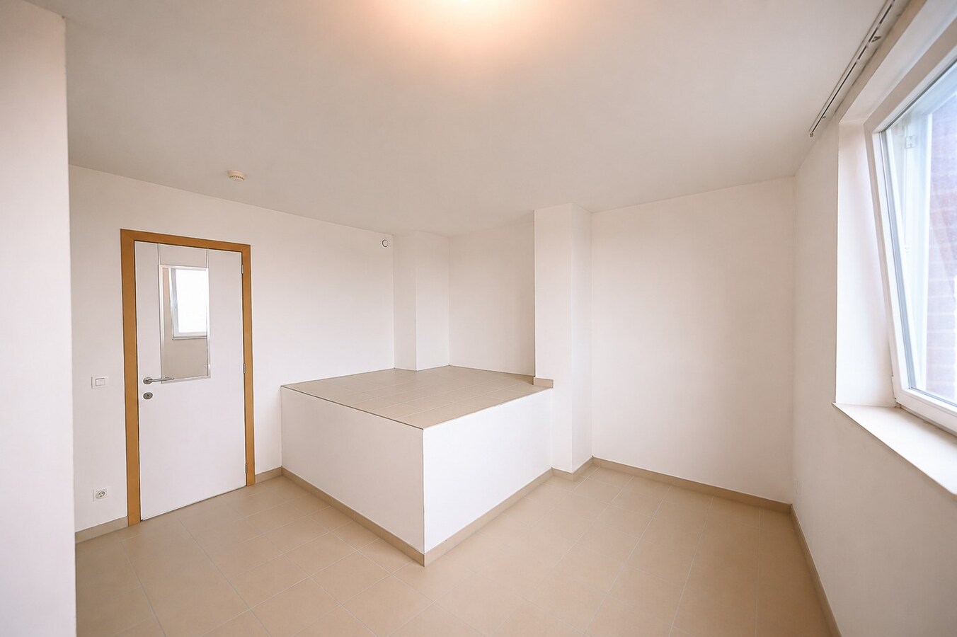 DUPLEX APPARTEMENT MET ZONNETERRASSEN OP TOPLIGGING 