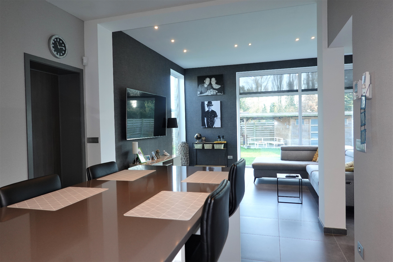 Klassevolle woning met grote tuin 