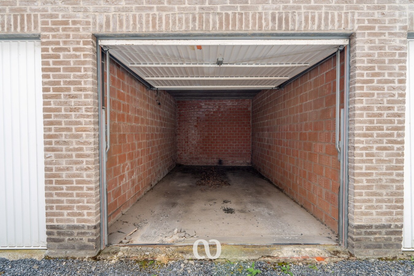 Prachtig gelegen duplex appartement met drie slaapkamers en garage 