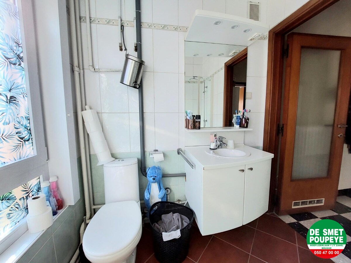 Appartement met terras en garage 