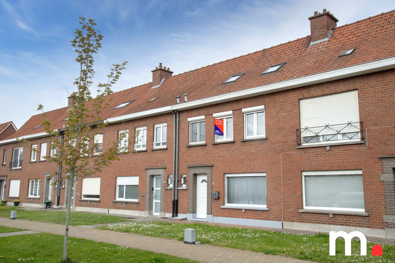 Instapklare woning te Ingelmunster met 3 slaapkamers en uitweg achteraan! 