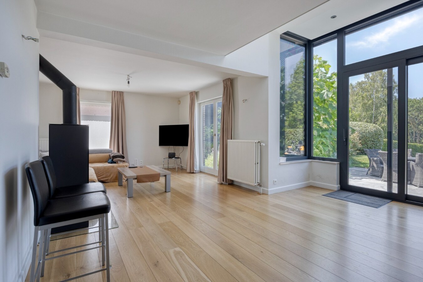 Exclusieve VILLA met zwembad in Zétrud-Lumay (Jodoigne) 