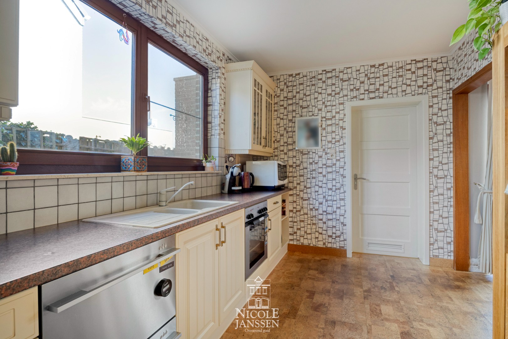 Voorzien van alle apparatuur