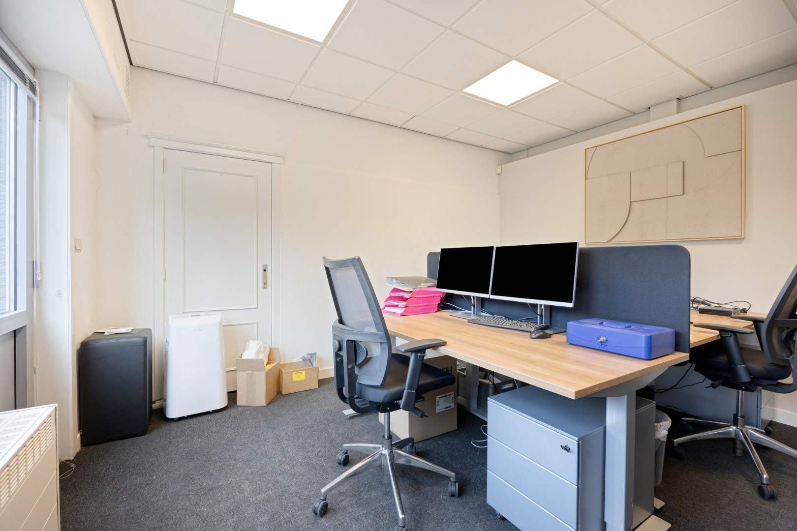 Zeer goed gelegen handelspand van Ca. 880m2 te huur! 