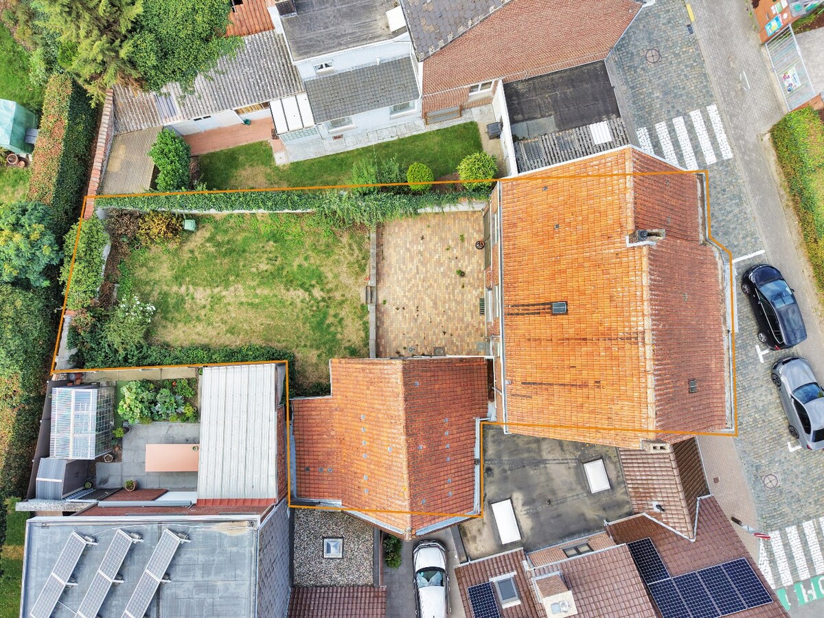 Ruime woning in de pittoreske dorpskern van St-Goriks-Oudenhove 
