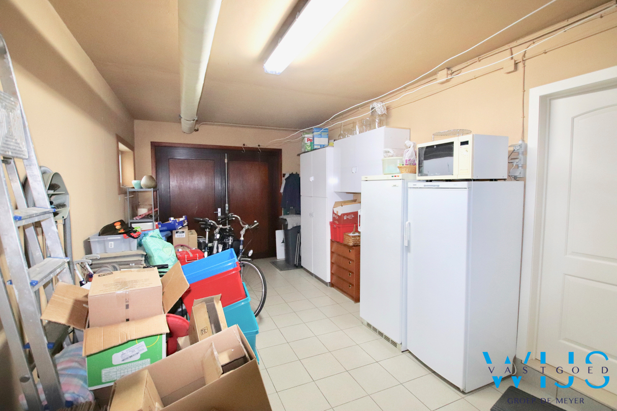 Ruime gezinswoning met 5 slaapkamers &amp; ZUIDgerichte tuin te Zelzate! 