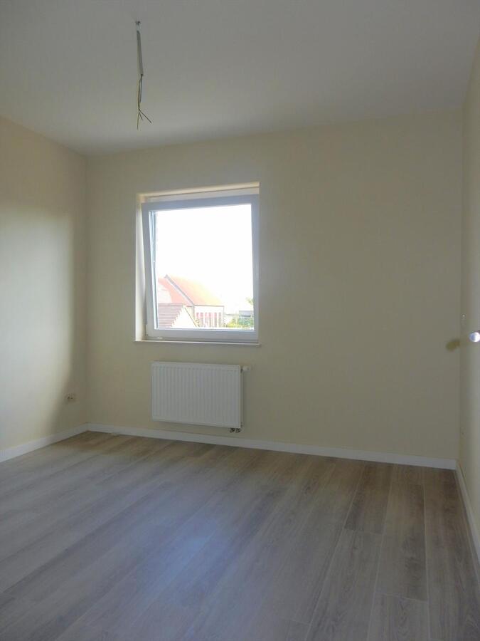 Mooie nieuwbouwwoning met 6 slaapkamers en garage 