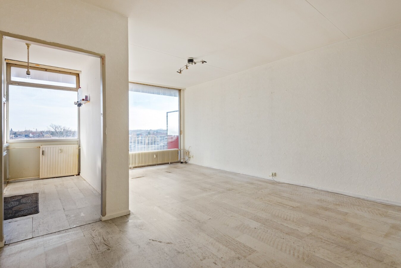 Te renoveren appt. met 2 slpk en terras te hartje Hoboken! 