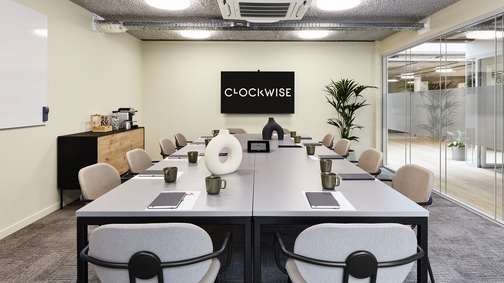 Instapklare kantoorplateaus te huur in Clockwise Antwerpen