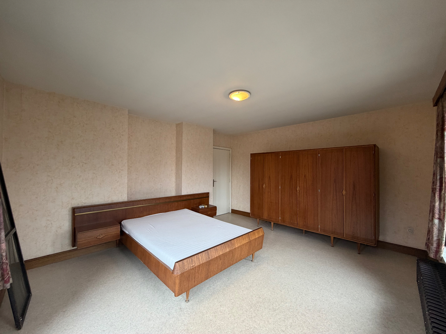 Gezellige gezinswoning met drie slaapkamers en tuin te huur net buiten centrum Geel 