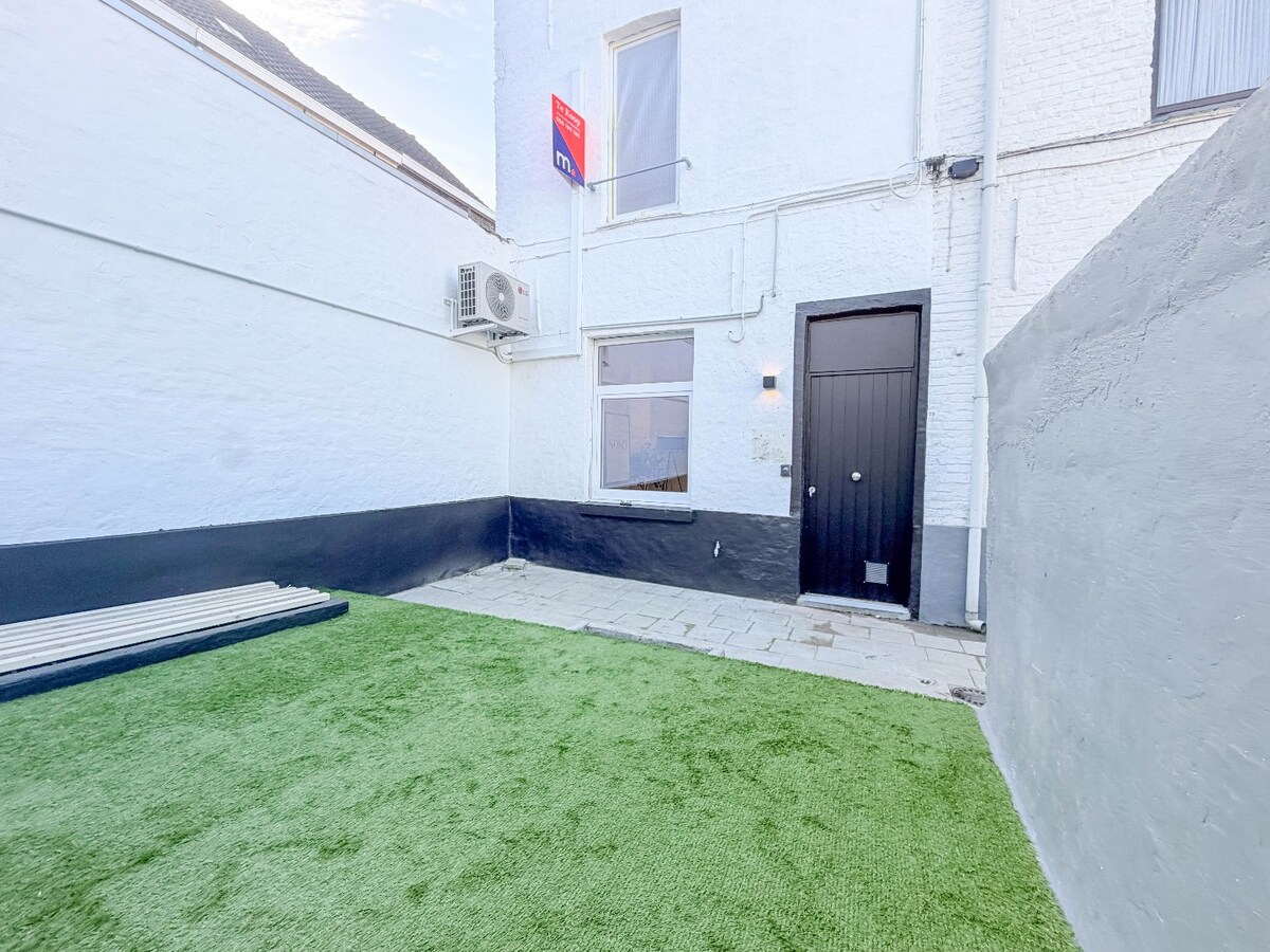 TOPPER : Bachelorwoning / TOP investering met EPC B te Kortrijk ! *** NONO INSPIRED *** 