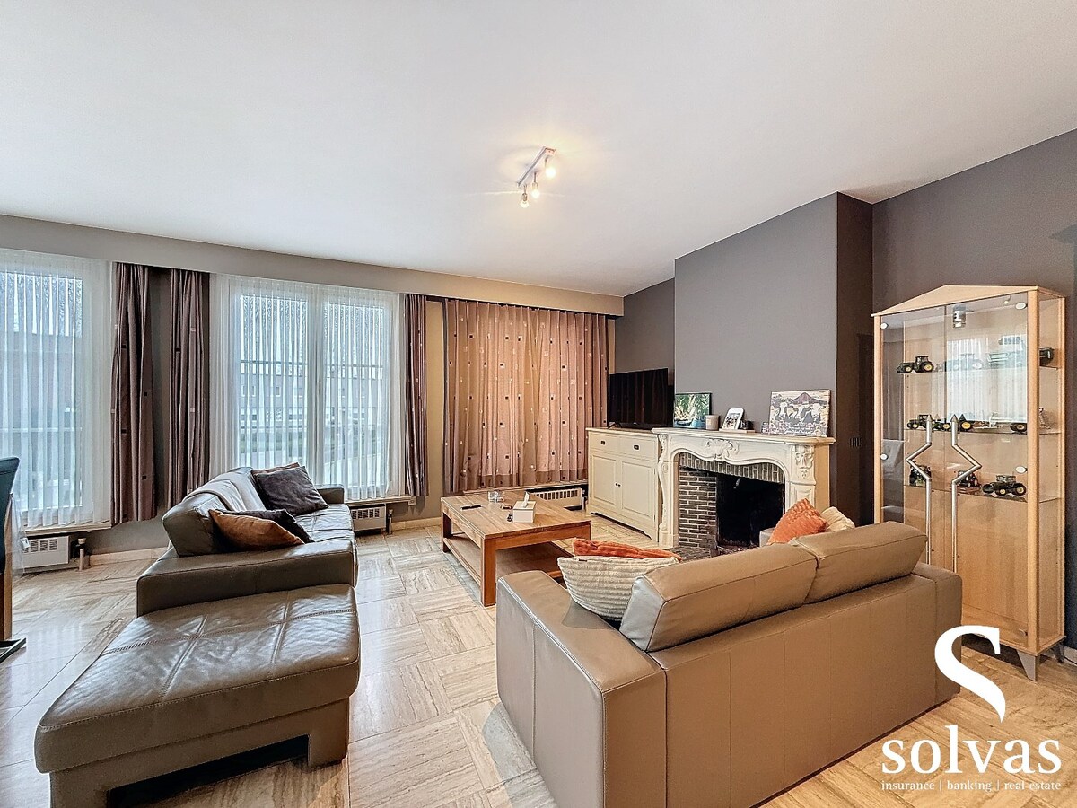 Gemeubeld appartement met 2 slaapkamers 