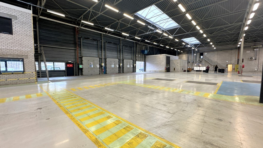 Logistiek bedrijfspand te huur nabij E19 in Mechelen-Noord