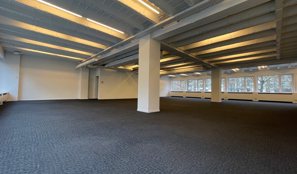 Stijlvolle kantoren te huur in National gebouw in Antwerpen