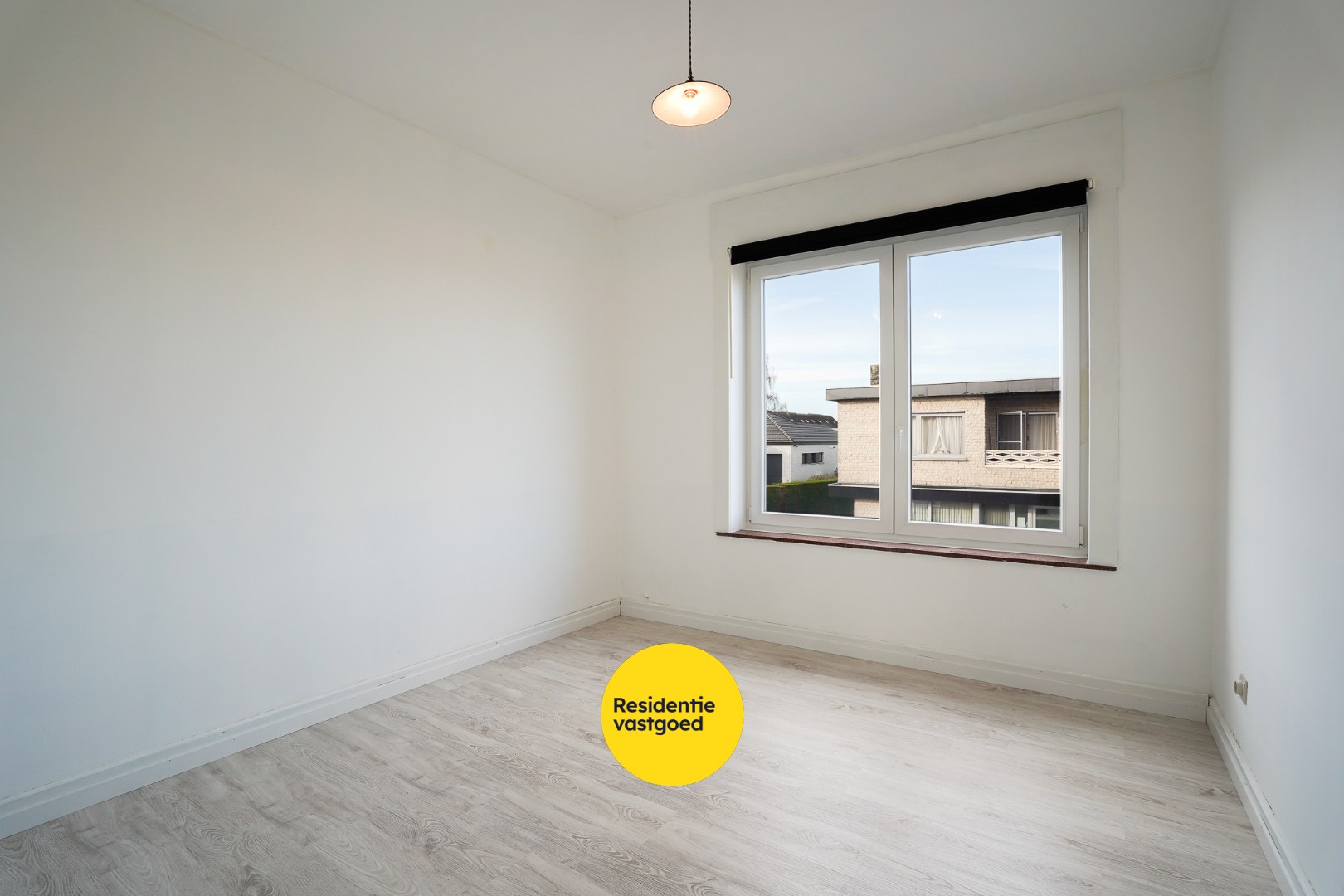 Zeer mooi onderhouden woning in het centrum van Aartrijke 